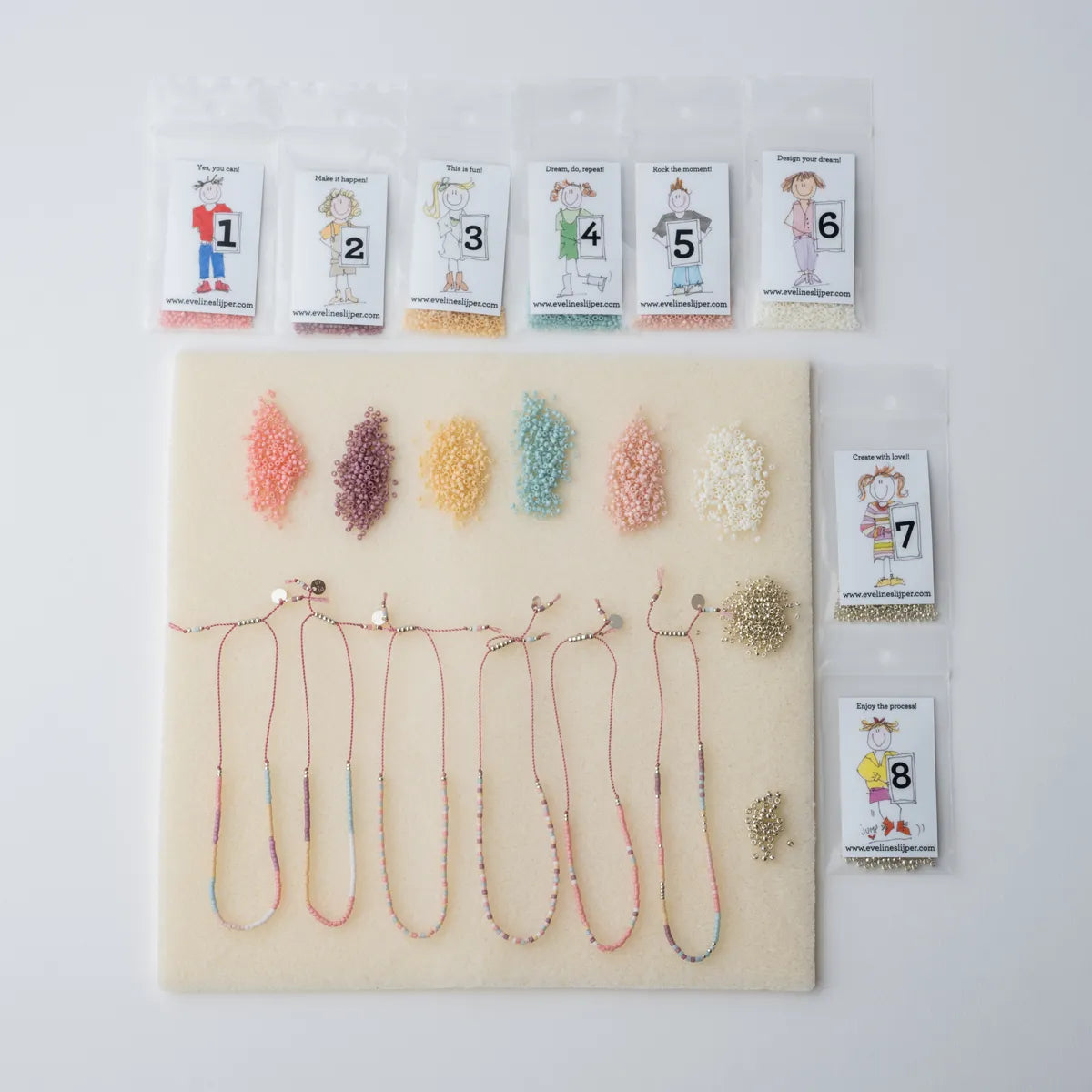 Kleurenset: Roze touwtje - 8 kralenkleurtjes (6 wensbandjes)