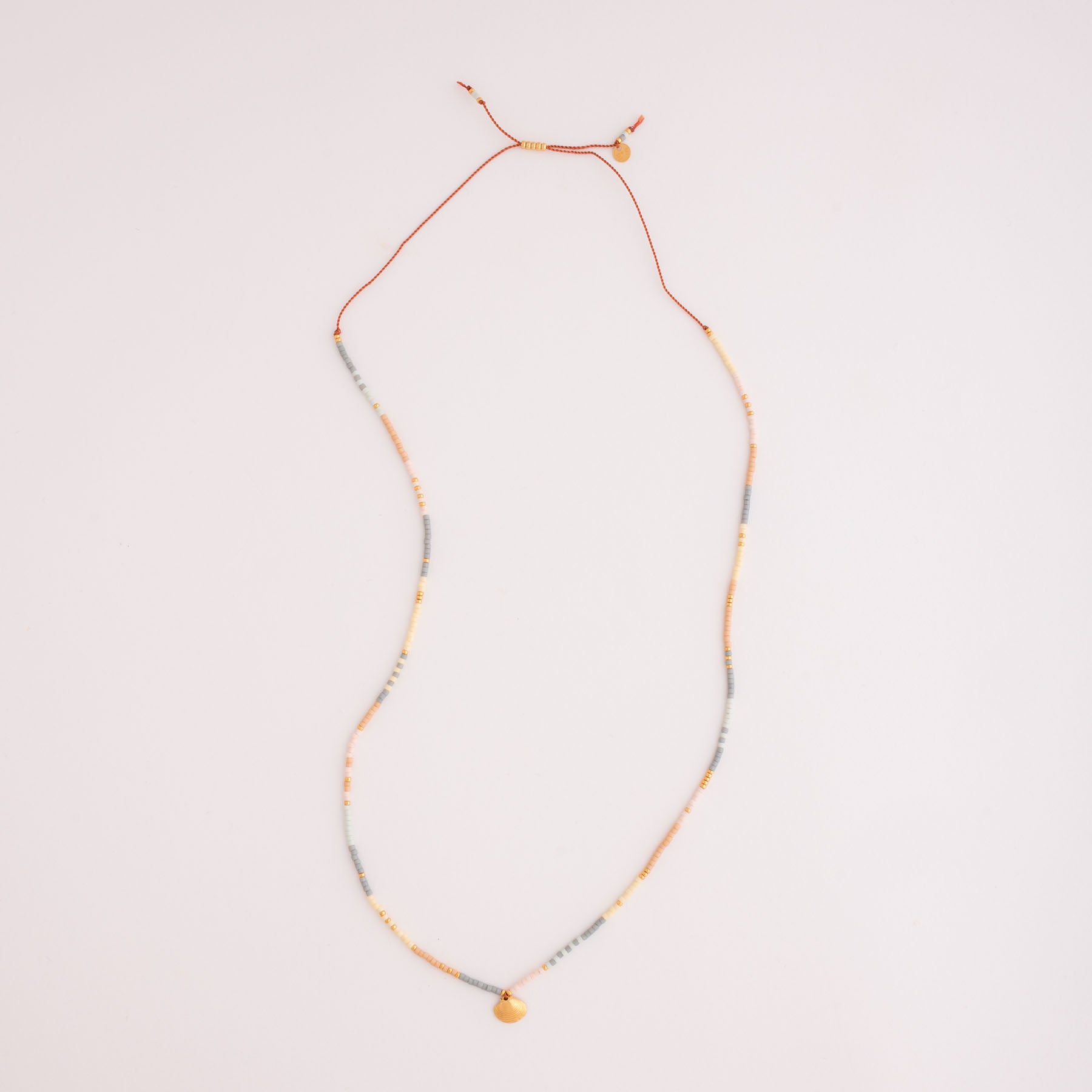 Victoria triple wensbandje of ketting
