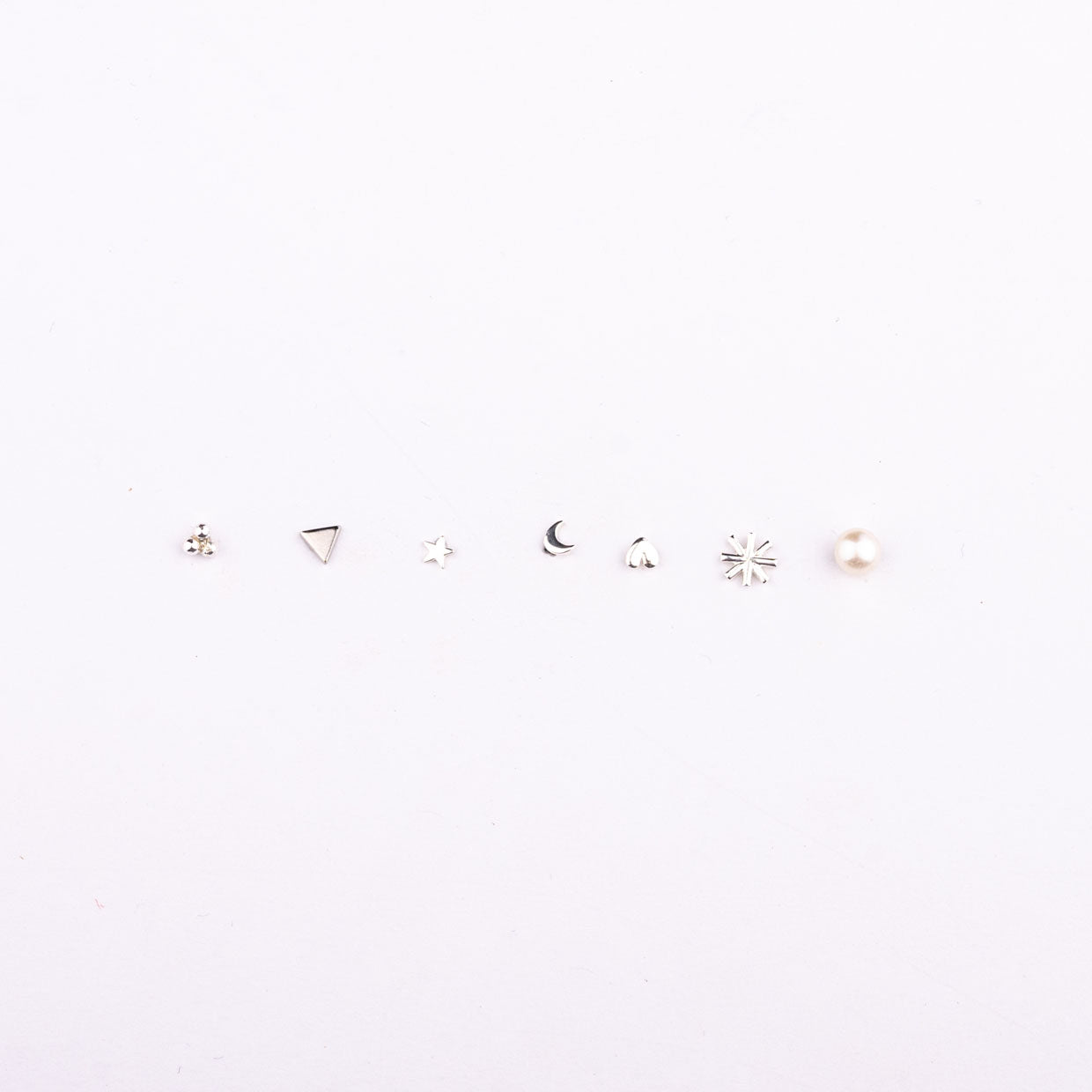 Zilveren stekertjes met mini figuurtjes